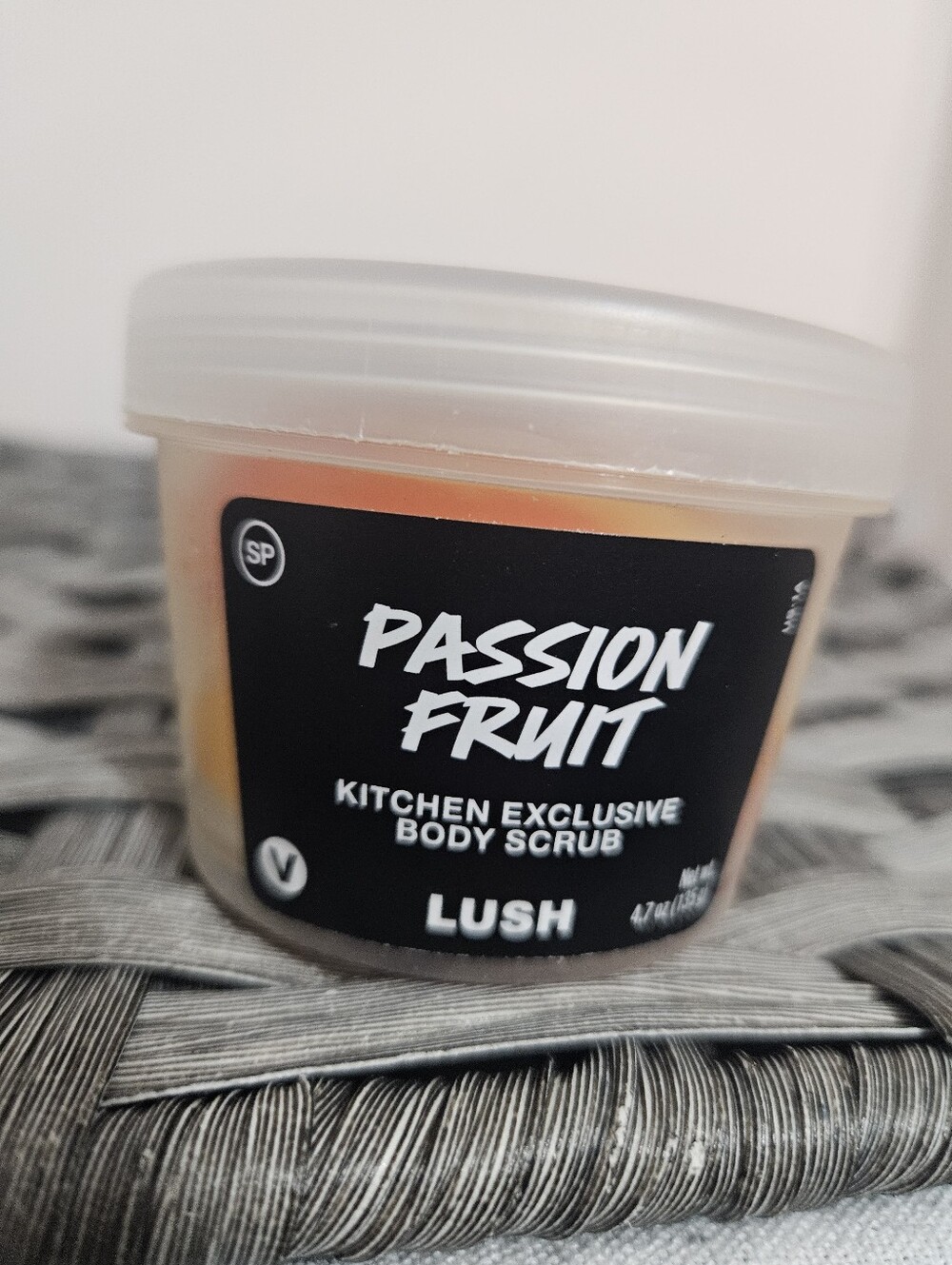 Lush Passion Fruit Body Scrub